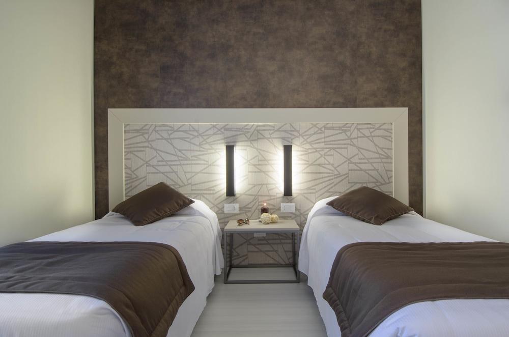 B&B Hotel Milano Aosta Exteriör bild