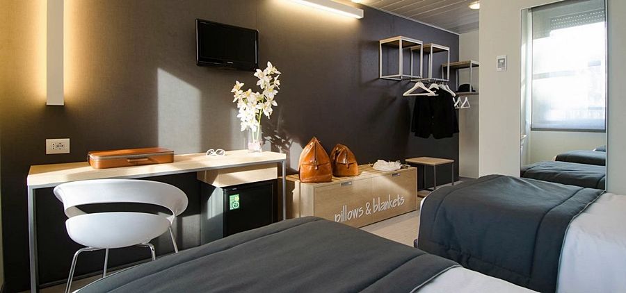 B&B Hotel Milano Aosta Exteriör bild